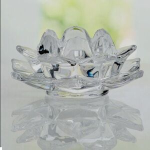 3- Mikasa Celebrations Lotus Flower
Floral Tealight /Votive Candle Holder